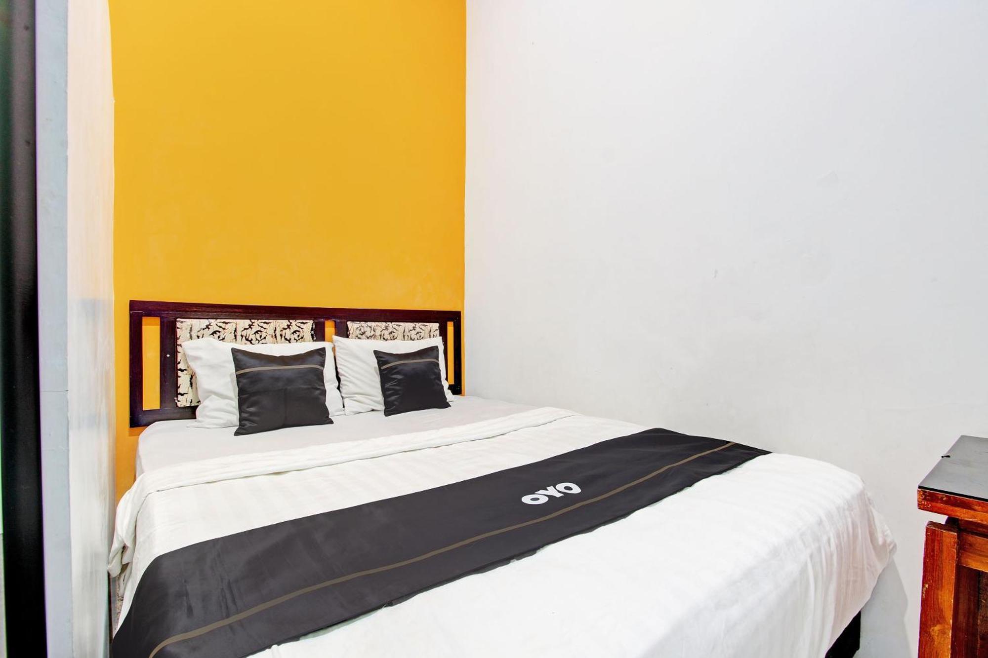 Capital O 92929 Hotel New Tirta Kencana Syariah Tegal  Exterior foto