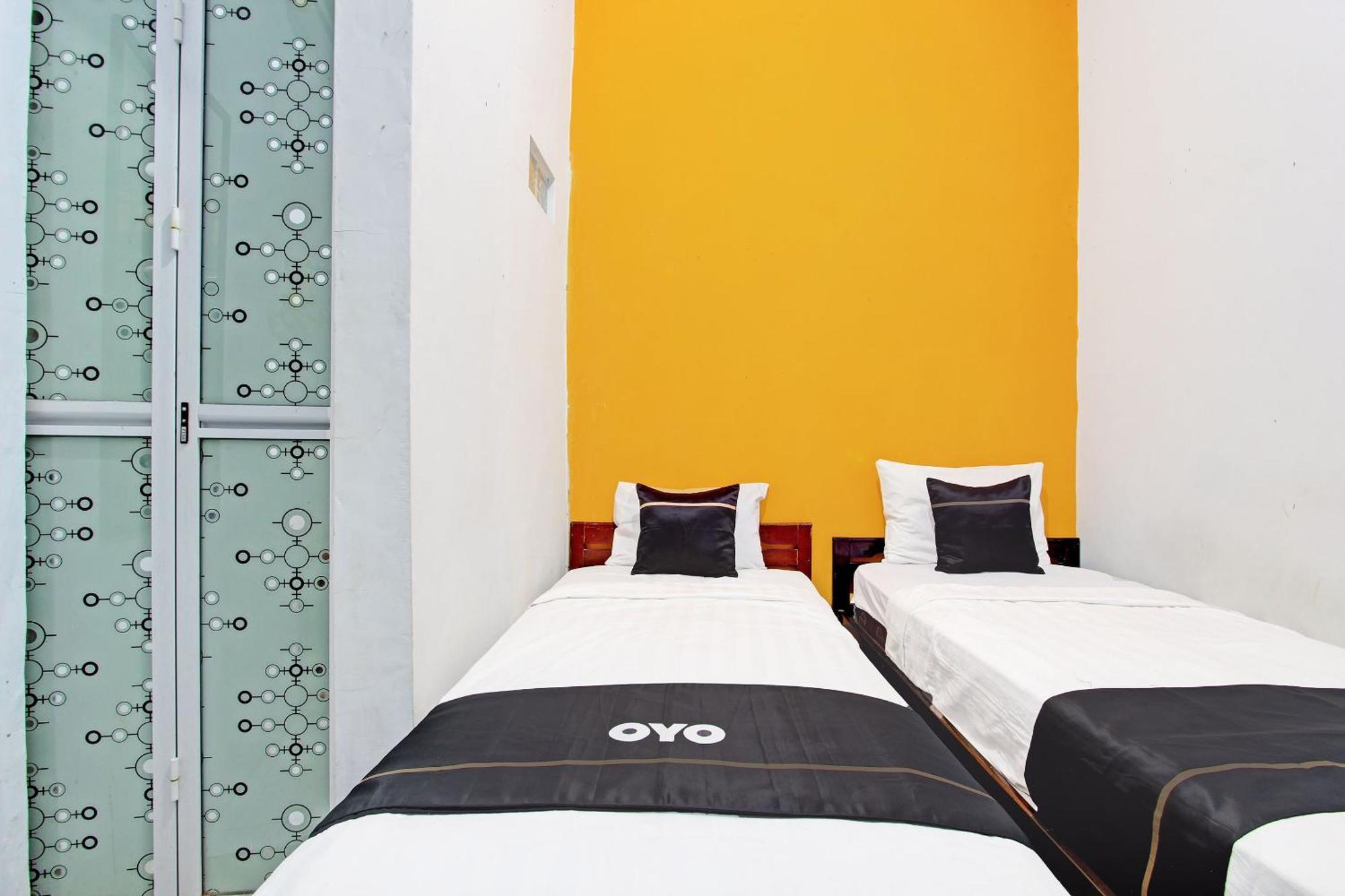 Capital O 92929 Hotel New Tirta Kencana Syariah Tegal  Exterior foto