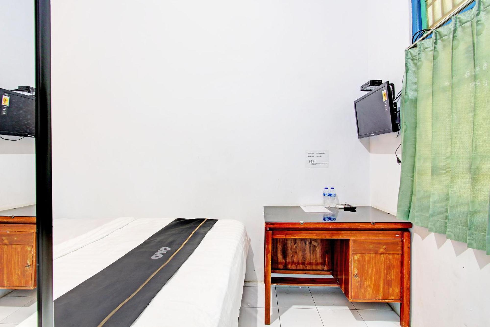 Capital O 92929 Hotel New Tirta Kencana Syariah Tegal  Exterior foto